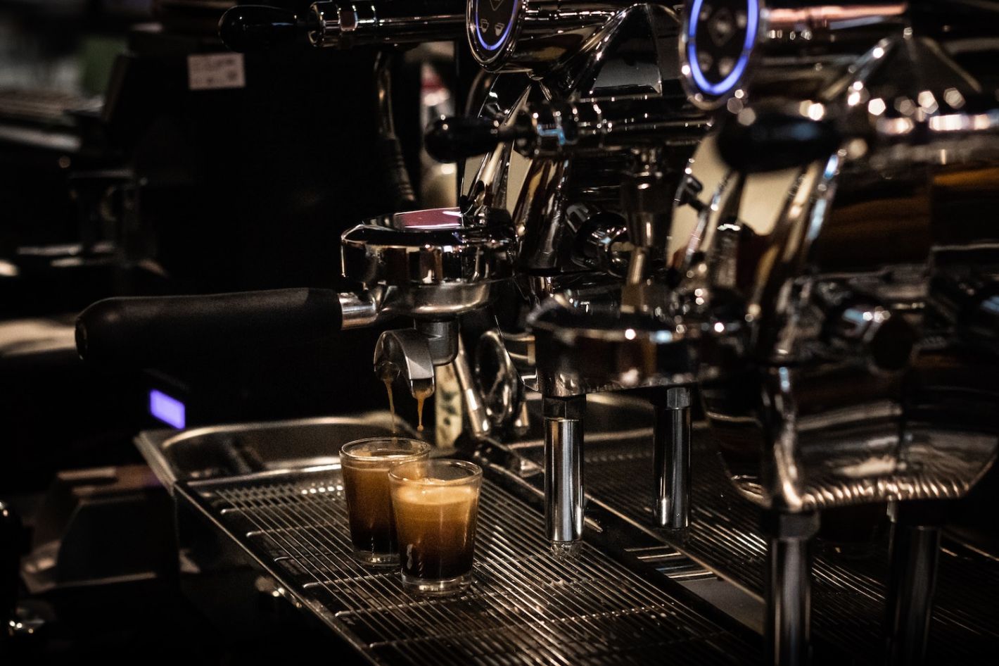 dubbele espresso machine barista